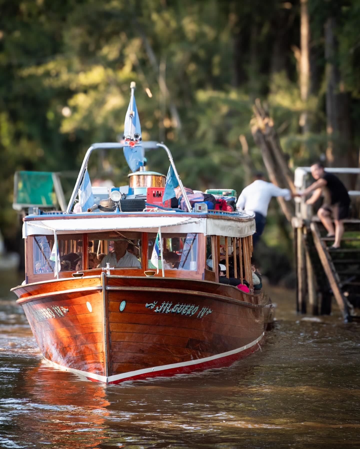 Lancha Colectiva, fotografía de Marcelo Adrian Edelstein